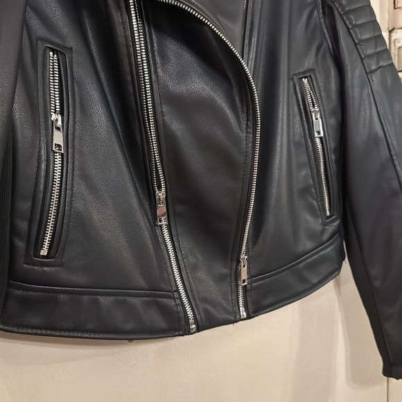 ZARA Black MOTO style pleather ZIP jacket- like new in Sz. XXL - Picture 6 of 16